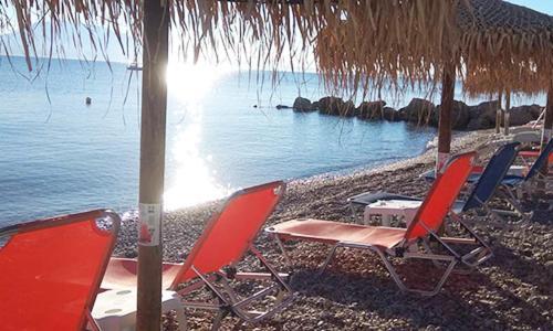 Marzi Beach And Bungalows Kokkónion